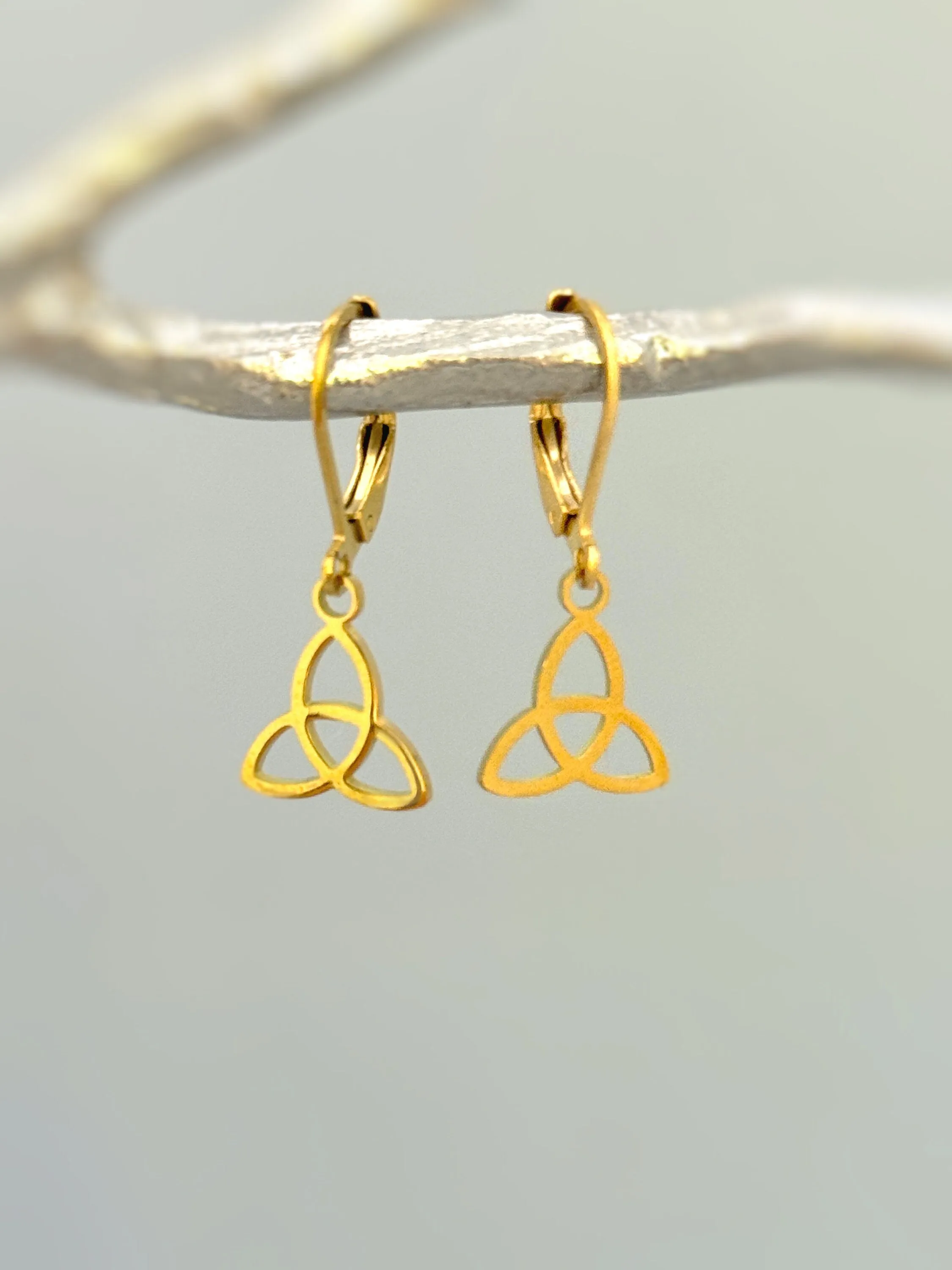 Celtic Trinity Knot Earrings dangle silver, gold